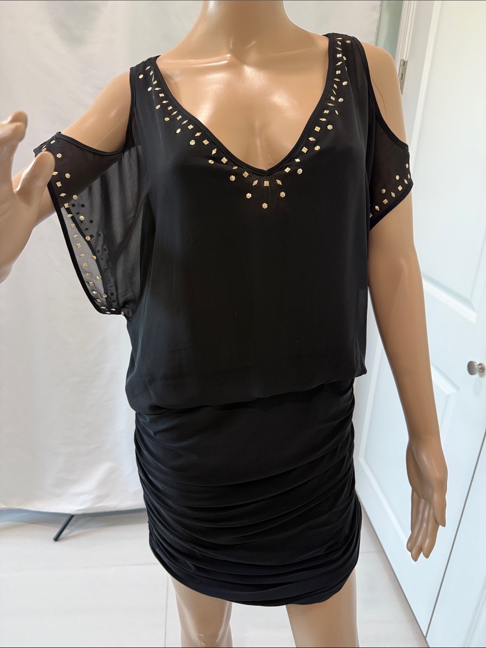 Nine West Vintage Y2K Cold-Shoulder Studded V-Neck Dress Black Size 6